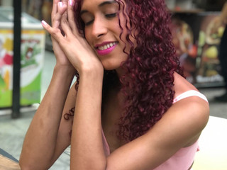 Love me in pink honey🔥