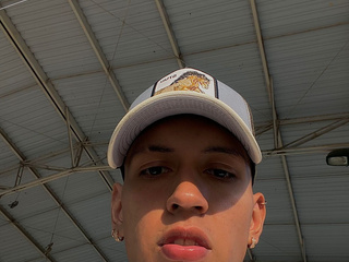 hello !!