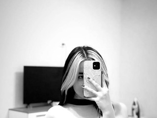 Your girl^^