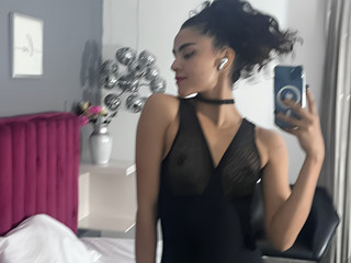 curly