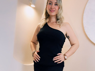 Lady black
