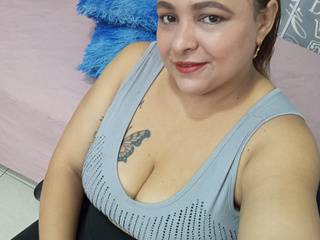 I am a hot girl