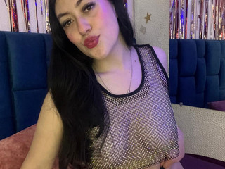 Brilla y no dejes que te apaguen 🖤