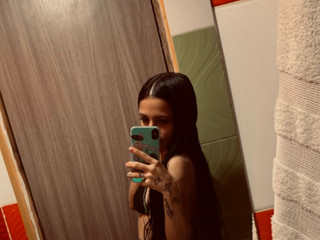 lara s