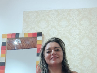 Roxy 8