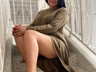 COME SEE ME LOVE LET'S ENJOY