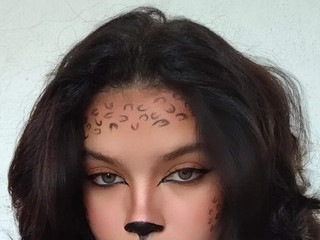 A wild cat with black hair 🖤