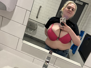 Hot Pink Juicy Couture Work Bra Flash Pics