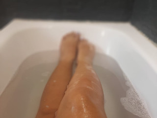 DO YOU WANT ME?🥵