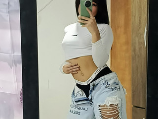 I LOVE WIDE LEG PANTS