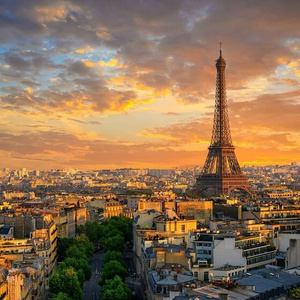 To have a dream vacantion to Paris