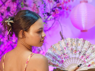 Flower charm: sensuality under cherry trees
