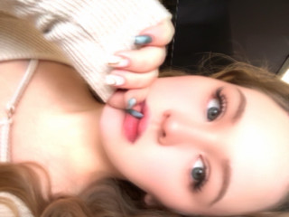 🫰🏻