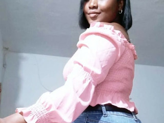 Curvy girl