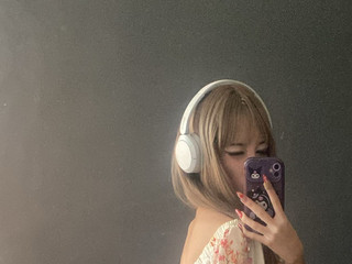 blonde hair