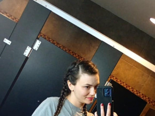 I'm LeAnne, nice to see ya!