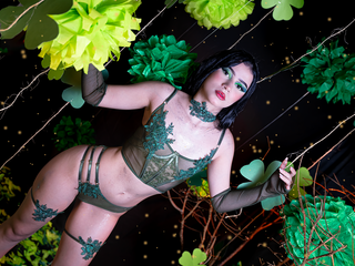 🌈 "I'm still naked under the clover..." 😈
