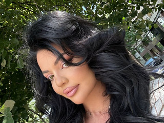 ♥♥♥