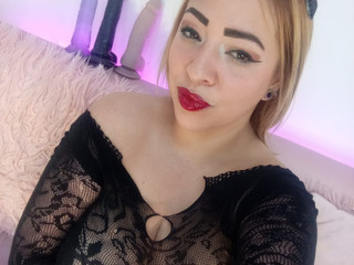 i am 😍 online