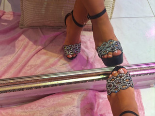 Wanna fuck me on heels?