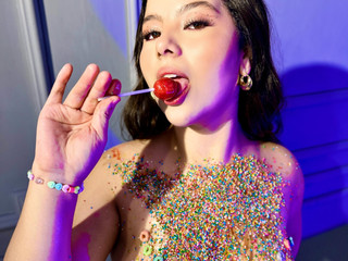 Candy girl!