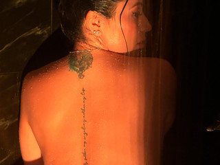 Take a shower whith me