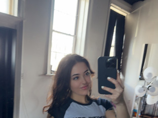 Mirror and me🐰