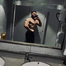 Kiarash93099