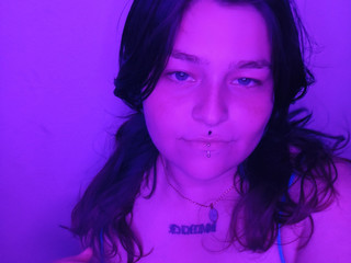 Welcome, I'm Mila, the submissive who pleases you