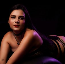 Abril-jones10