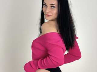 How do I look in pink? Be honest!