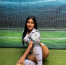 VaniaPetite
