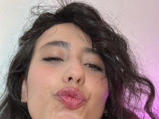 Kisses Only For U 🤭🤗