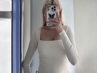 :3