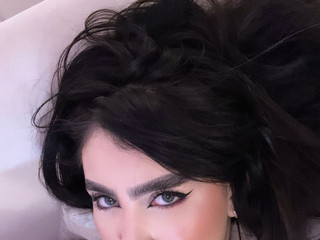 BAD GIRL