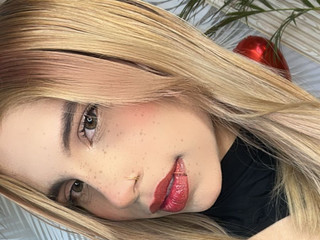 Blondie girl