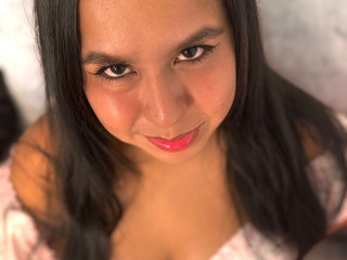 some selfies from my phone♥