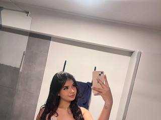 You Know You Wanna Look