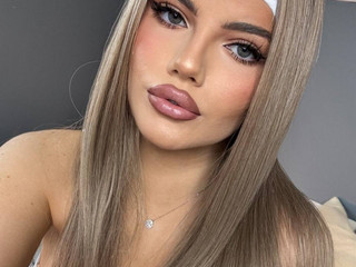 👄💕