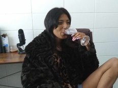 الصورة الرمزية لـZaraLuv