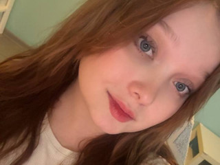^-^