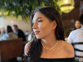 I like to go to restaurants