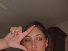 الصورة الرمزية لـCherryRedDom