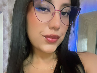 I love my glasses 🖤