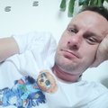 Ostry000