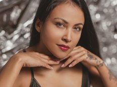 Riley-Black Webcam Model Profile