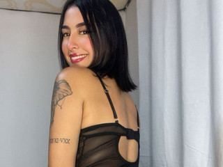 how looks in black