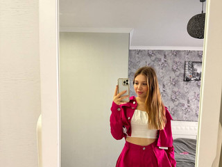 Red Style 3