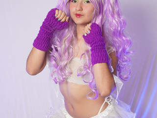 girl cosplay