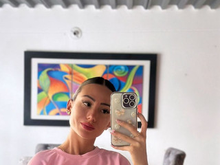 Diva and Pink